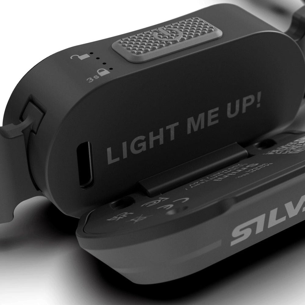 Smini_Fly_Black_charge_port_f0e0e65e-6dfb-4e64-bc7