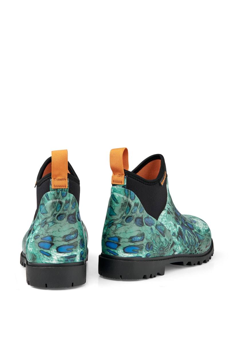 Ascot lady-110101007-4929Typhoon turquoise_3.jpg