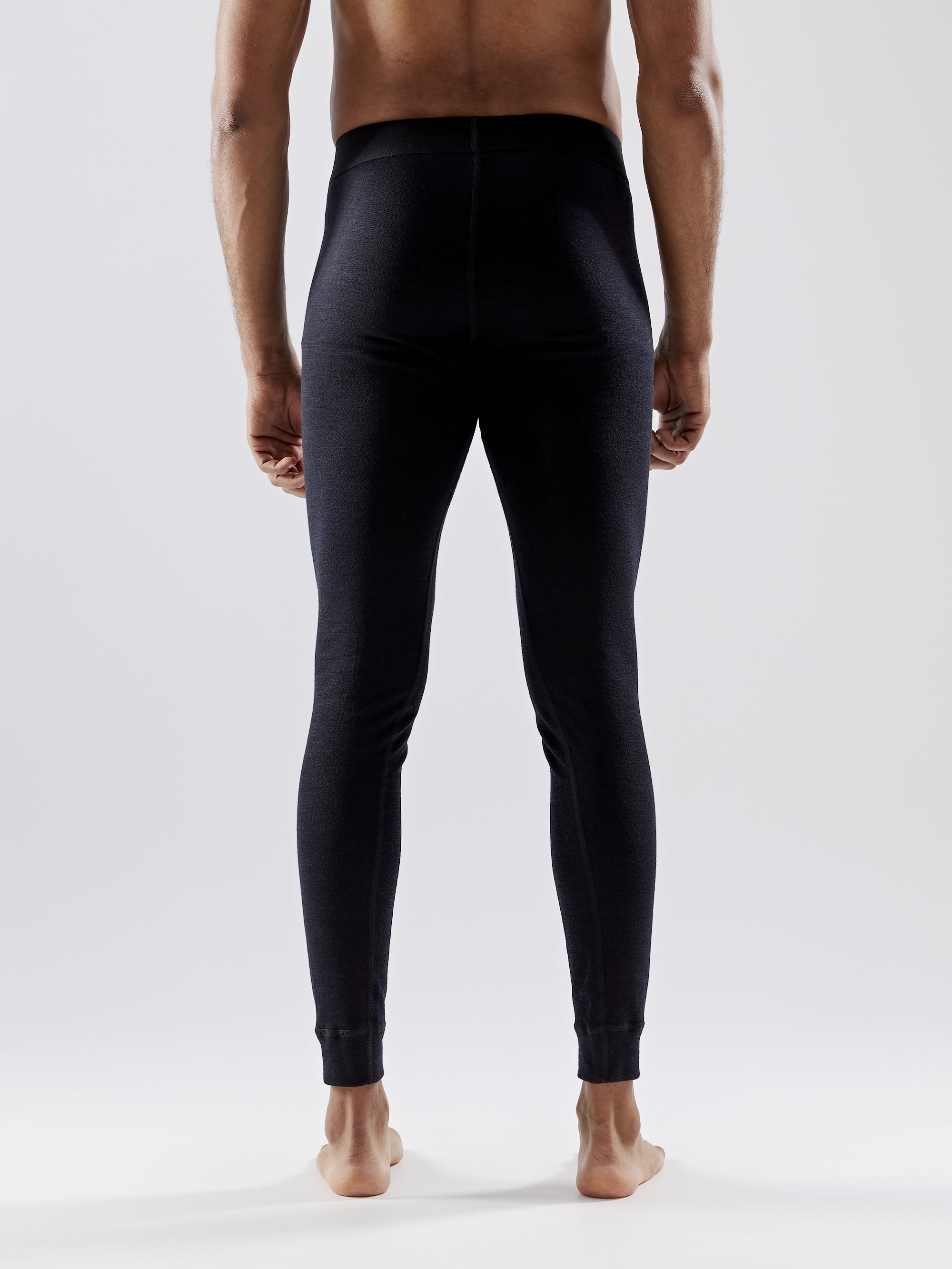 1907894-999000_Merino 240 Pants_Closeup2.jpg